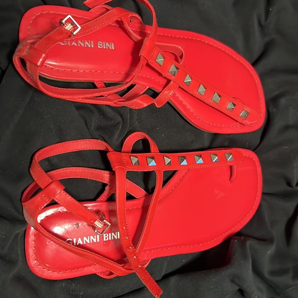 Sandals - Picture 5 of 5